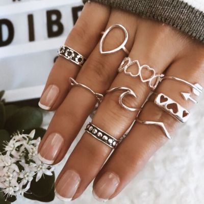 Hollow out Hearts Layering Rings Arrow Midi Ring 8-Pack Ring Set