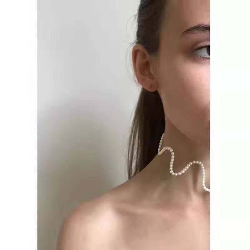 Wave hotsell choker necklace